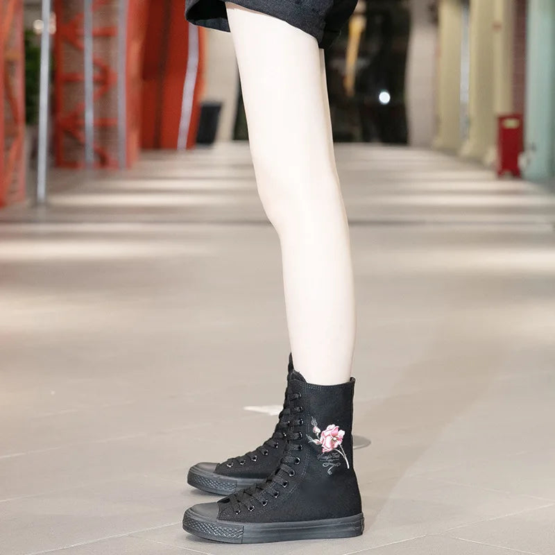 New Women Sneakers Mid Boots Canvas Lace Up Side Zipper Hand Painted Rose Pattern Classic Casual School Shoes Women Sport Shoes