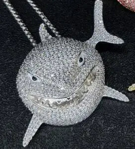 2022 Brand New Rock Hip Hop Cuban Chain Shark Pendant Necklace Iced Out Watch Rhinestone Rapper CZ Bling Men's Jewelry Gi