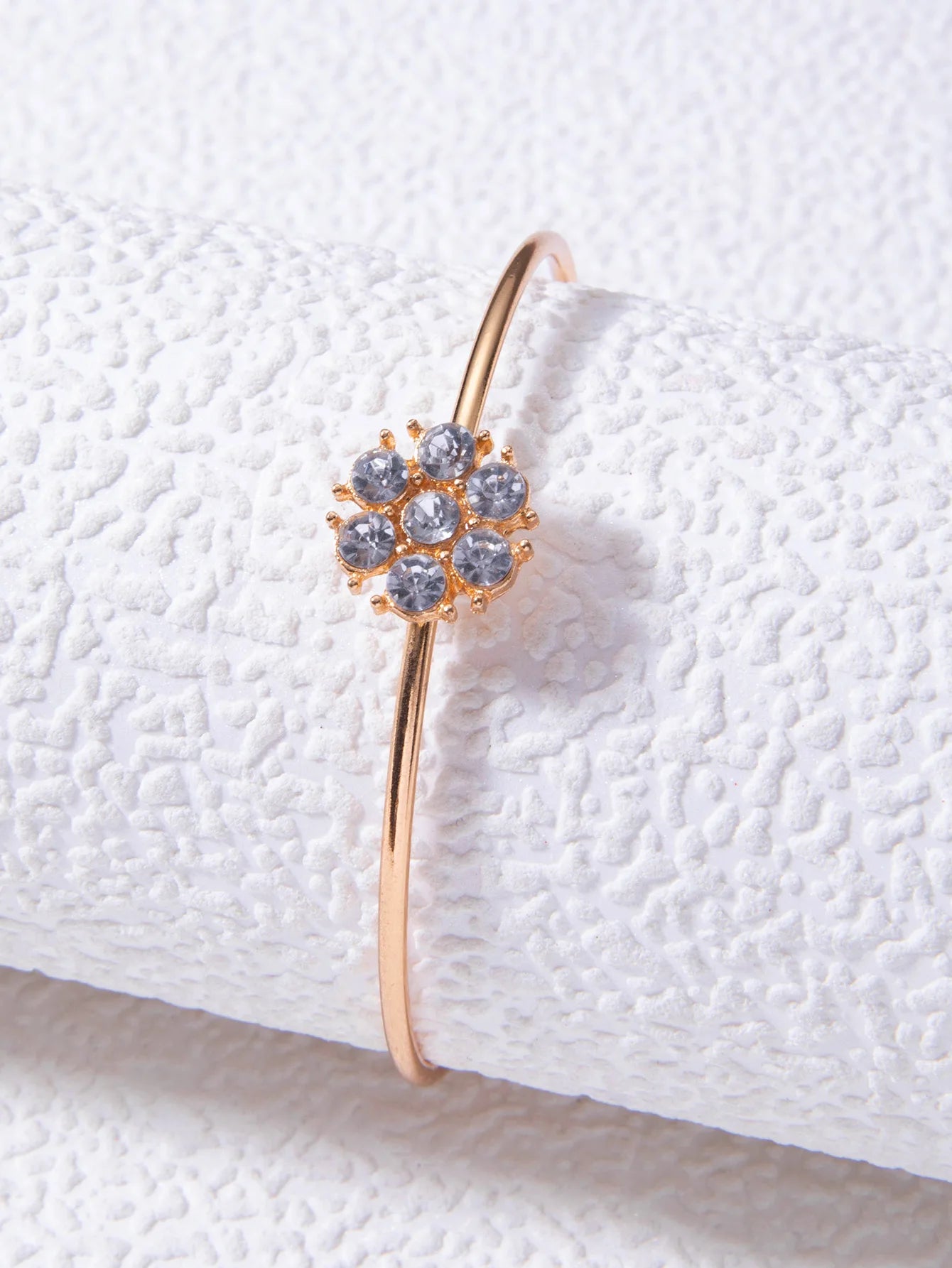 Tocona Luxury Fashion Flower Gold Colour Bangle for Women Girl Korean Charms Crystal Stone Alloy Metal Jewelry браслет 24120