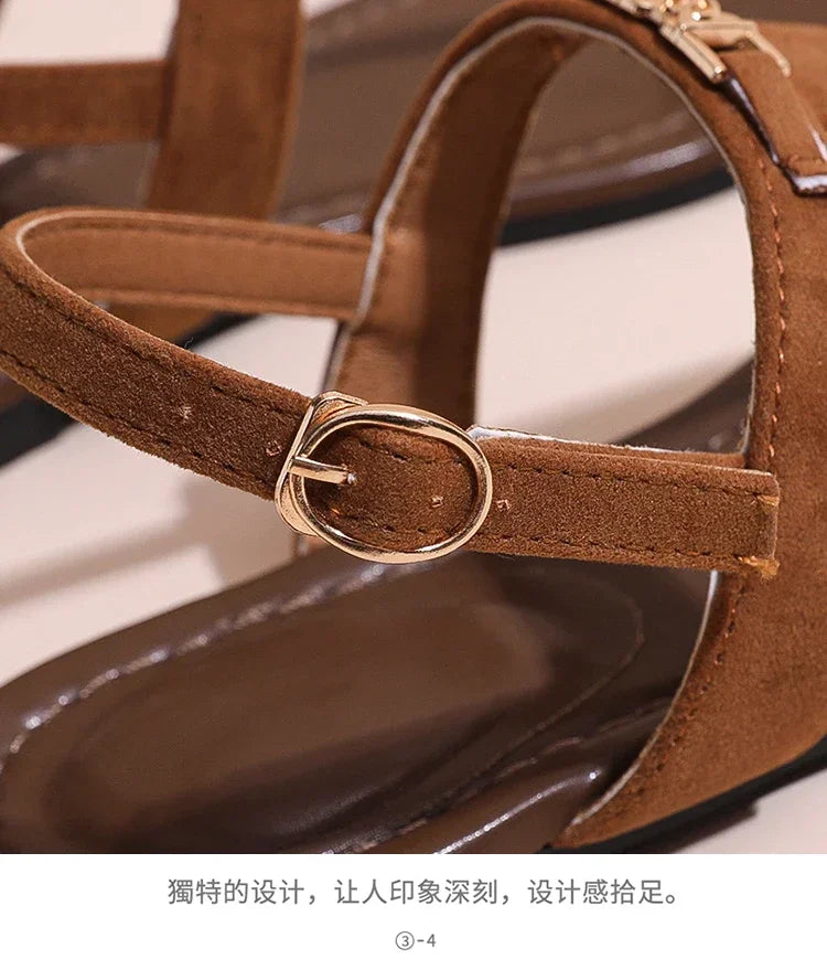 2024 High Quality Women's Shoes Summer New Women's Sandals Fashion Solid Color Thong Low Heel One-line Buckle Women's Sandals