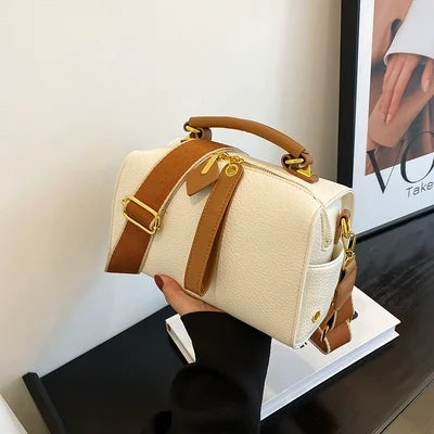 Thick Chains Crossbody Bag For Women 2023 New Luxury High Quality Brown Black Khaki Mini Square Hand Bags