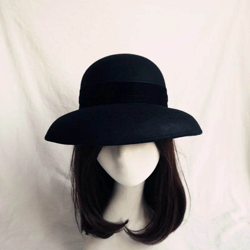 Autumn and Winter Women's French Elegant Retro Army Green Woolen Felt Top Hat Winter hats woman British Hepburn Bell shaped Fish