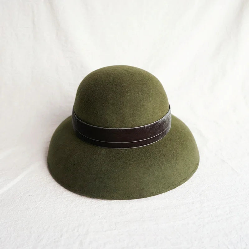 Autumn and Winter Women's French Elegant Retro Army Green Woolen Felt Top Hat Winter hats woman British Hepburn Bell shaped Fish