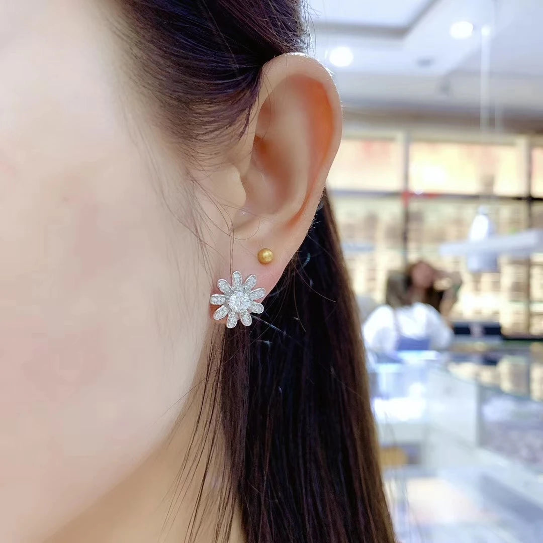 daisy moissanite earrings  women silver stud earrings 925 sterling silver shiny gem better than diamond gift GRA certificate