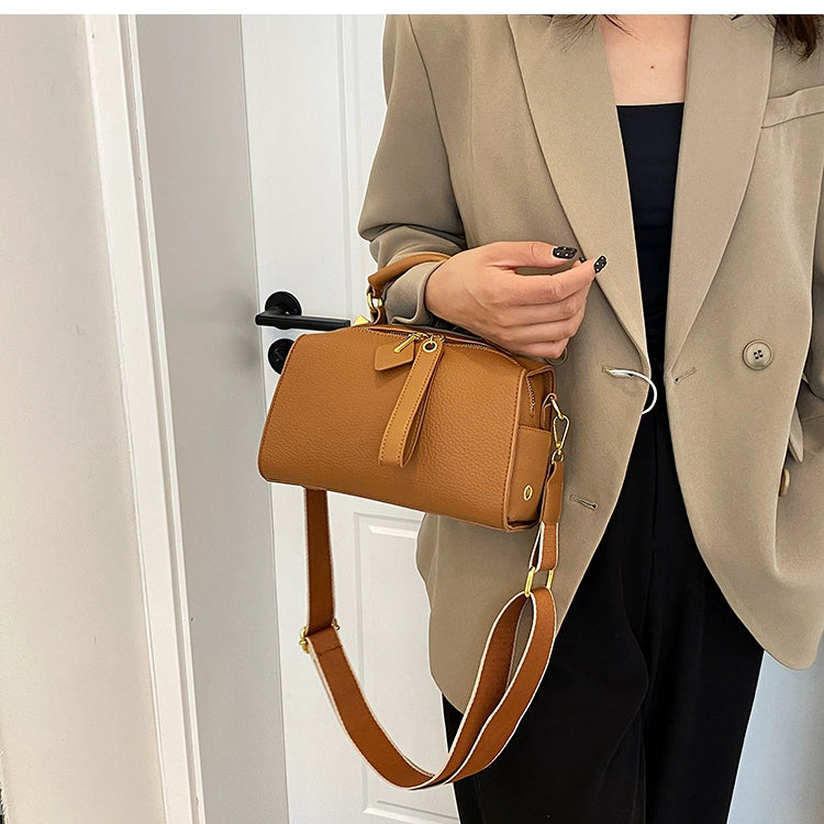 Thick Chains Crossbody Bag For Women 2023 New Luxury High Quality Brown Black Khaki Mini Square Hand Bags