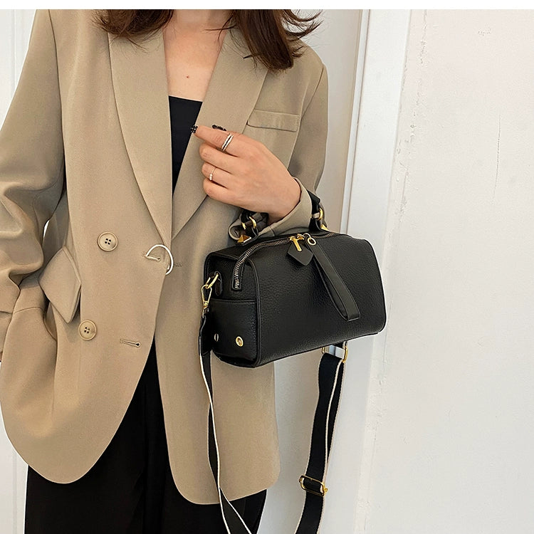 Thick Chains Crossbody Bag For Women 2023 New Luxury High Quality Brown Black Khaki Mini Square Hand Bags