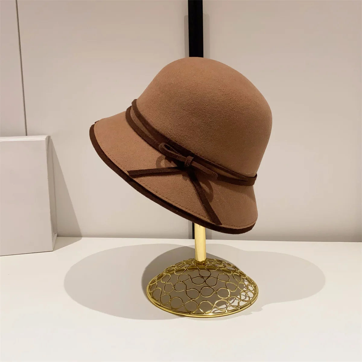 Autumn and Winter 100% Wool Hat Bell Hat Women's French Elegant Retro Hepburn Round Top Big brim Hat