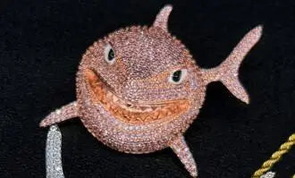 2022 Brand New Rock Hip Hop Cuban Chain Shark Pendant Necklace Iced Out Watch Rhinestone Rapper  CZ Bling Men's Jewelry Gi