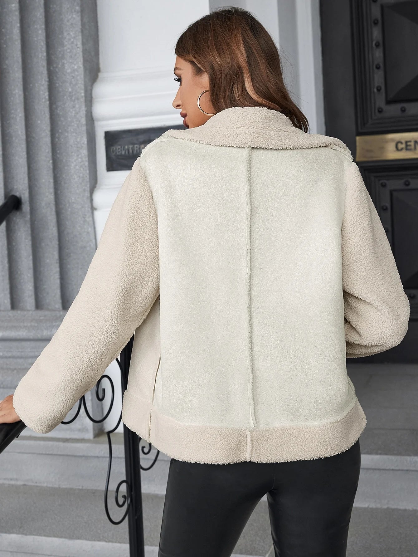 Women's Plush Short Coat Trendy Youthful Streetwear Jacket for Autumn Winter 2025 Fashionable Casual Outerwear