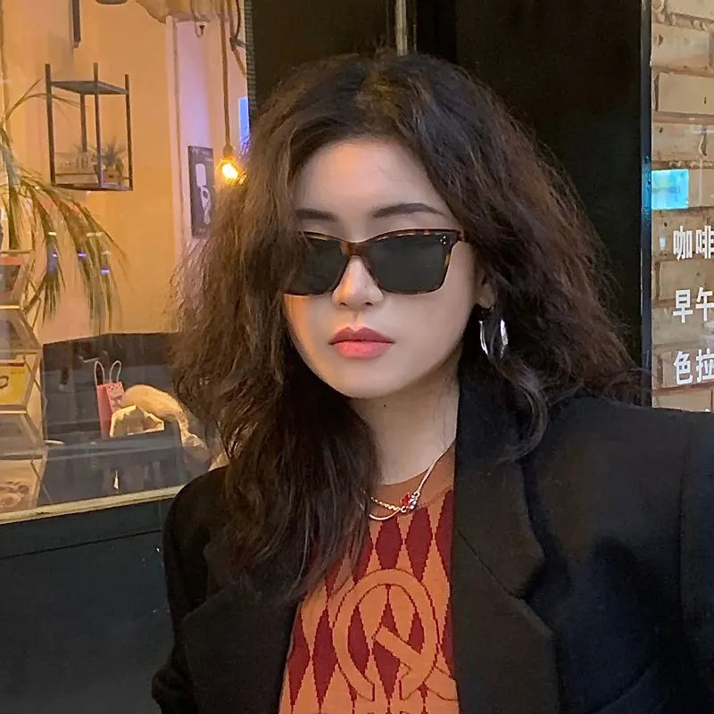 New Arrival Small Rectangle Sunglasses Women Vintage Brand Designer Cat Eye Style Square Luxury Sun Glasses Shades Female