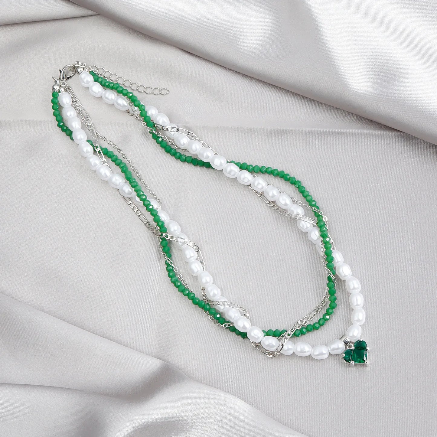 Y2K Heart Beaded Necklace Women Boho Crystal Class Gravel Clavicle Chain Cool Y2K Choker Exquisite Fashion Jewelry