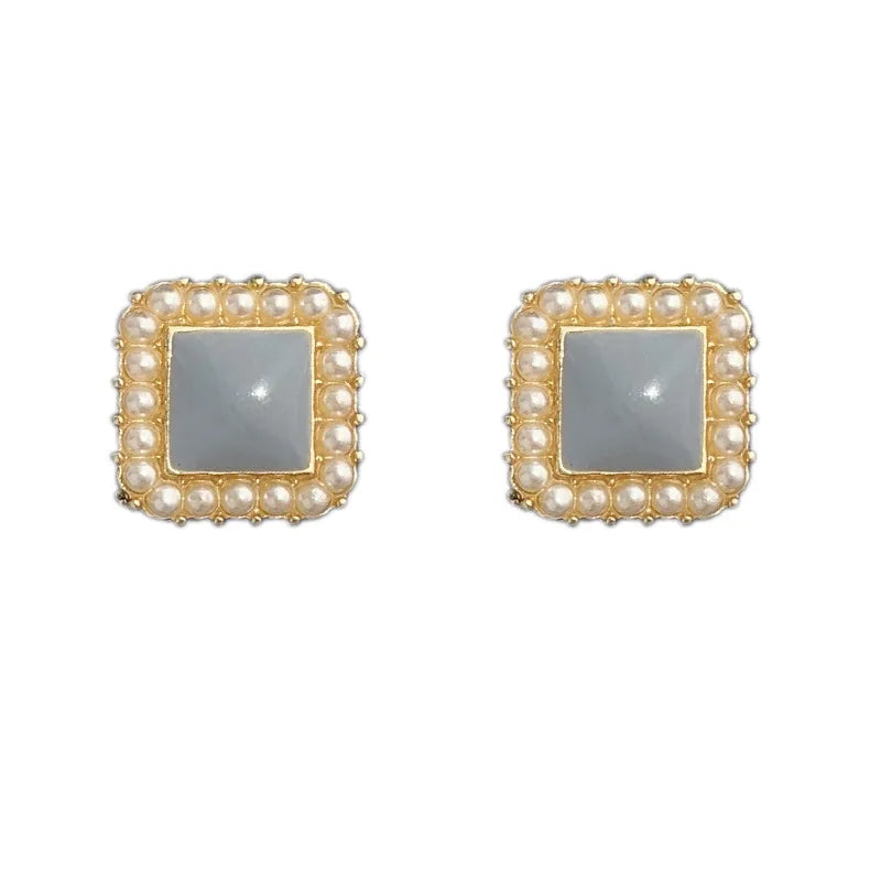 Trendy Small Blue Square Clip on Earrings No Piercing Vintage Gentle Baroque Pearl Ear Clip Earrings Without Ear Hole for Women