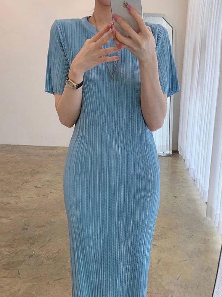 Korean Chic Minimalist Gentle Round Neck Pleated Slim Wrap Hip Short Sleeve Female Dresses 2022 Summer New Style  B560