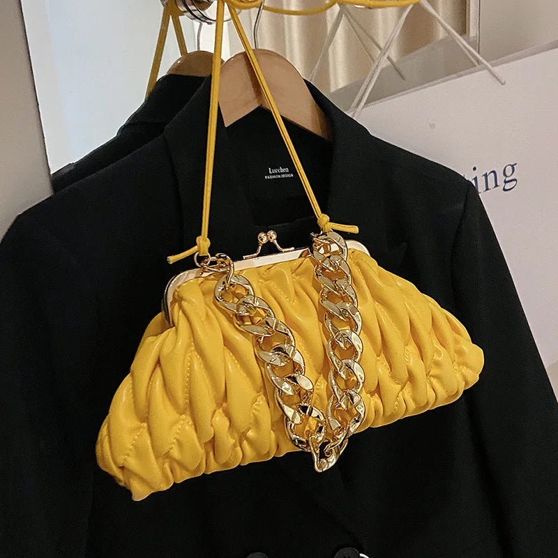 Pleated Lingge Fashion Shell Bag Women's Versatile Chain Handbag Casual One Shoulder Crossbody Chain Accessories Women's Bag