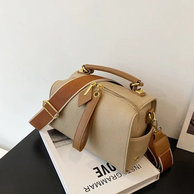 Thick Chains Crossbody Bag For Women 2023 New Luxury High Quality Brown Black Khaki Mini Square Hand Bags