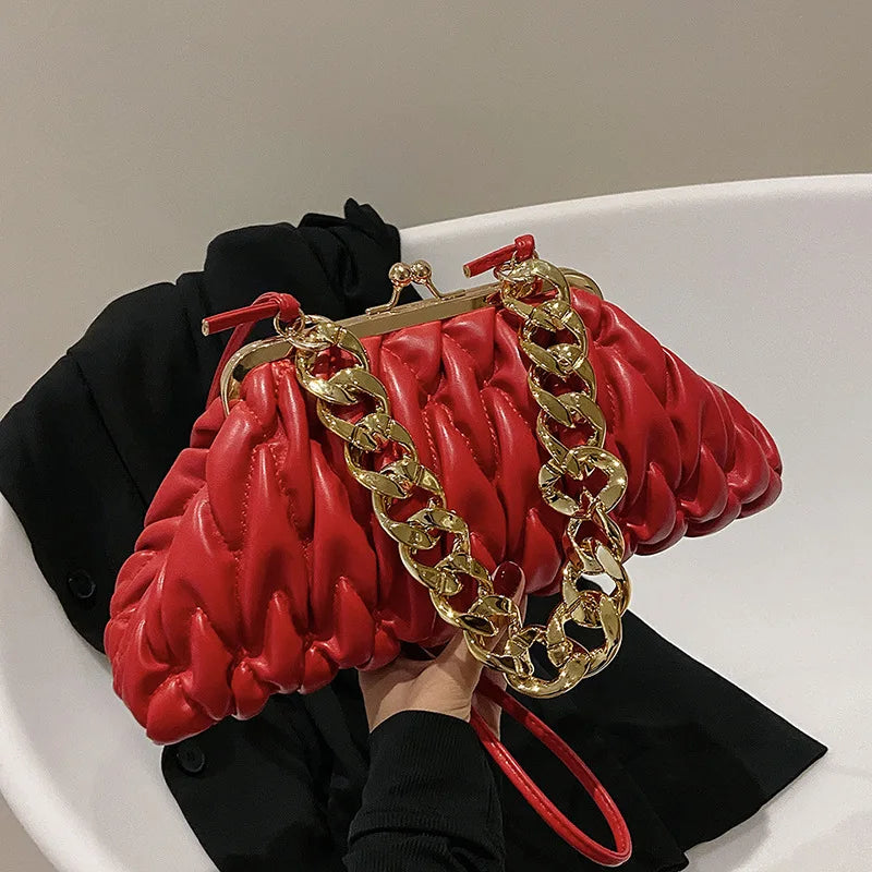 Pleated Lingge Fashion Shell Bag Women's Versatile Chain Handbag Casual One Shoulder Crossbody Chain Accessories Women's Bag