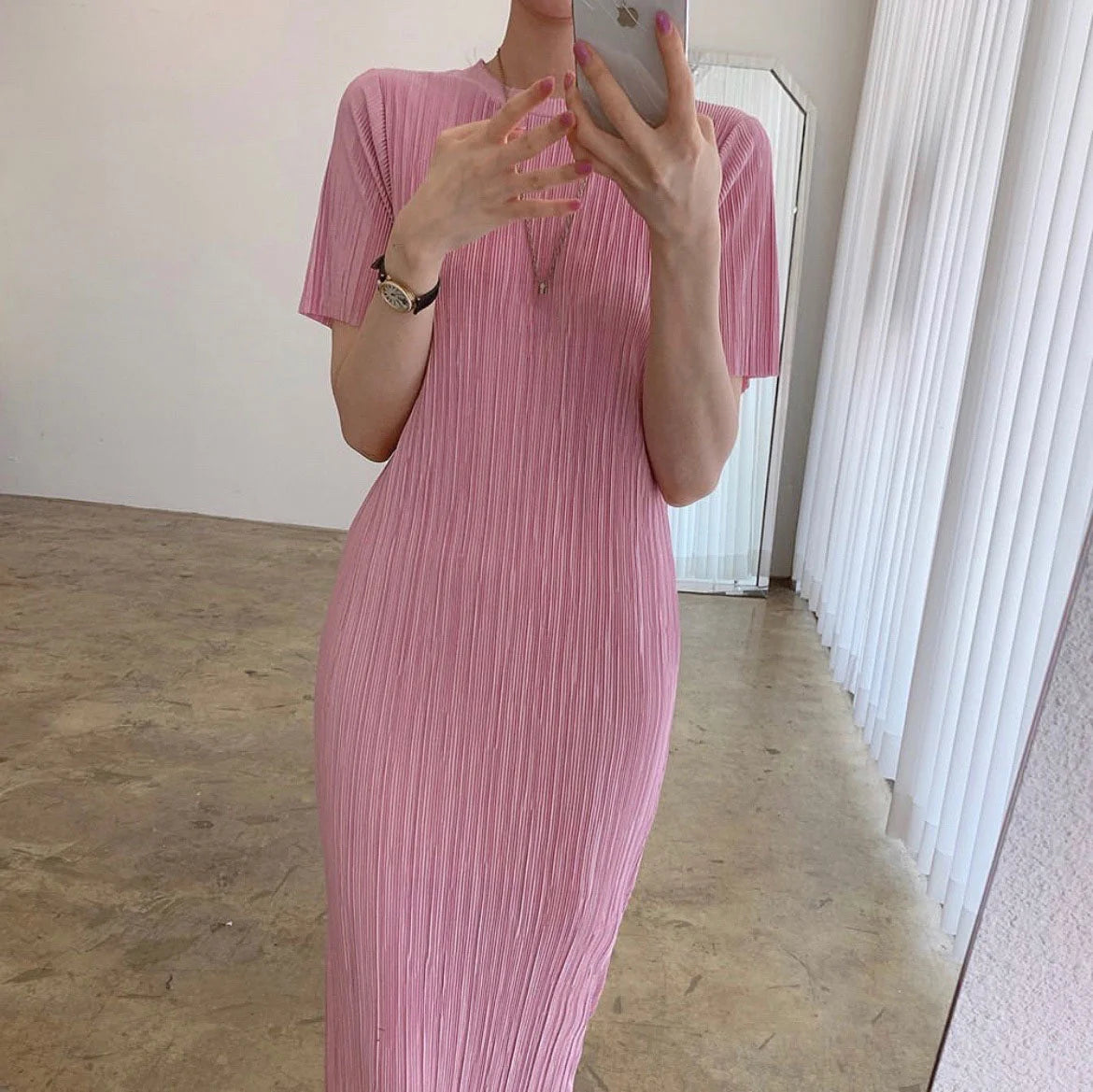 Korean Chic Minimalist Gentle Round Neck Pleated Slim Wrap Hip Short Sleeve Female Dresses 2022 Summer New Style  B560