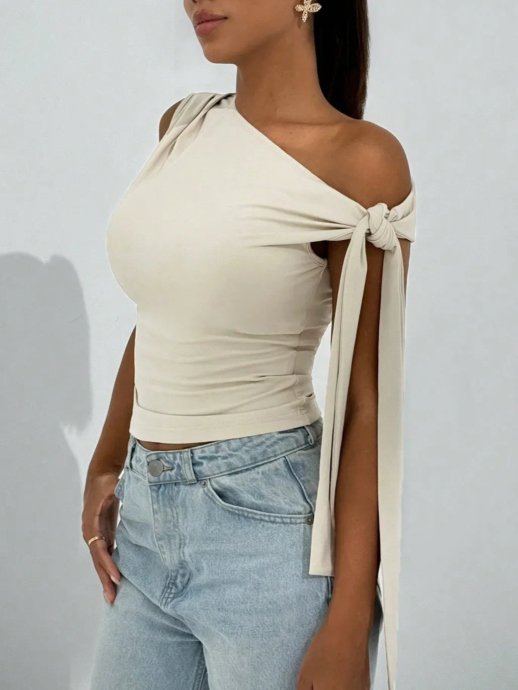 New Women's Fashionable Sleeveless Pure Color Belted Street Style Top Summer 2025 Slim Fit Cross-Border T-Shirt