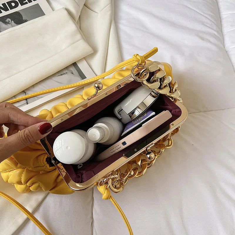 Pleated Lingge Fashion Shell Bag Women's Versatile Chain Handbag Casual One Shoulder Crossbody Chain Accessories Women's Bag