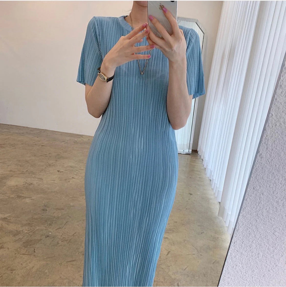 Korean Chic Minimalist Gentle Round Neck Pleated Slim Wrap Hip Short Sleeve Female Dresses 2022 Summer New Style  B560